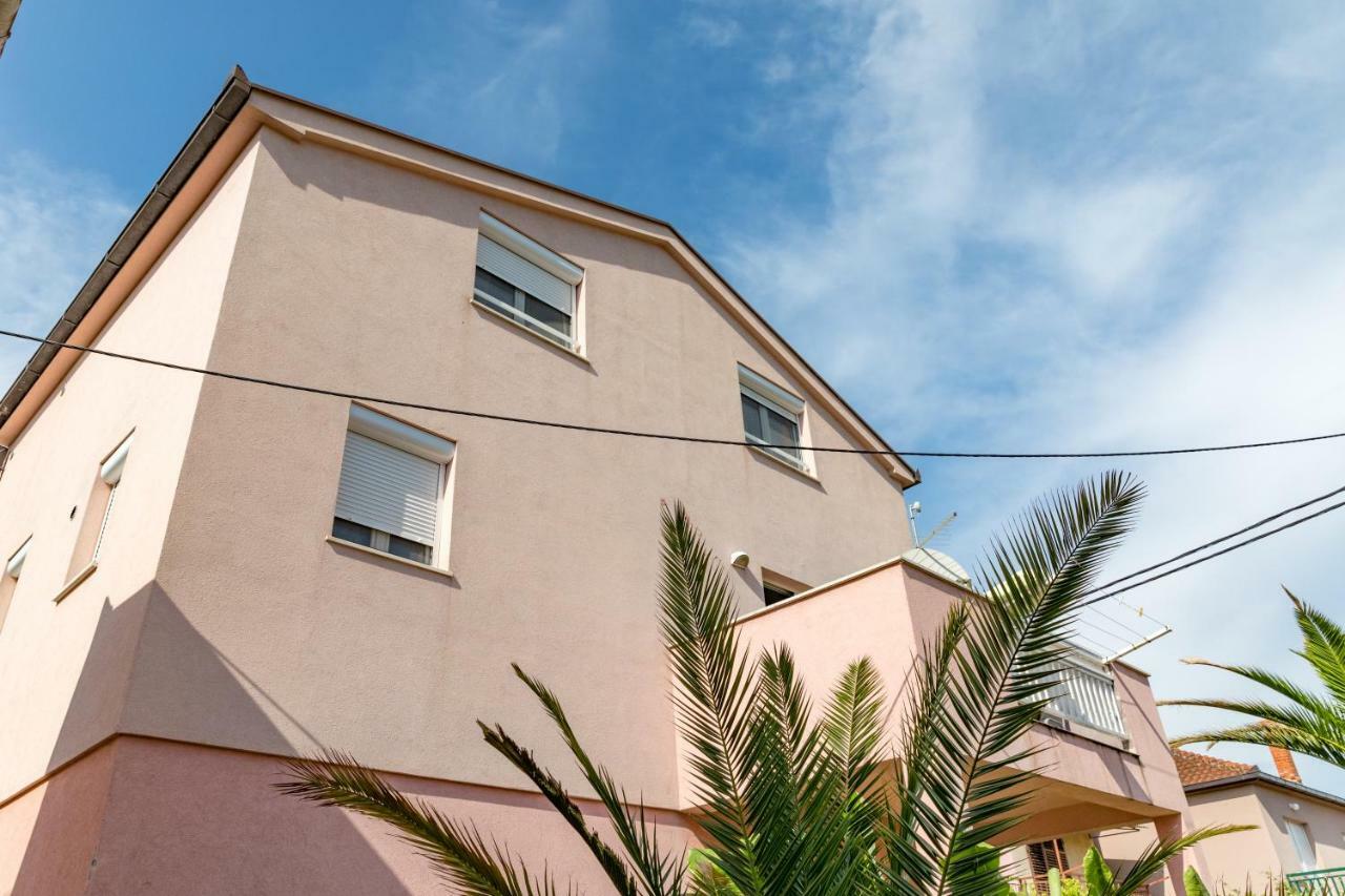 Arenta Apartments Metkovic Exterior photo